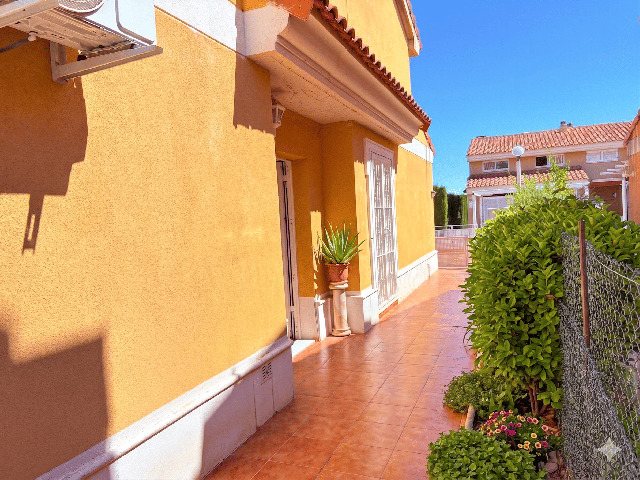 Imagen 5 Inmueble 301396 - Casa en venta en Moncada / Próxima al Ceu San Pablo