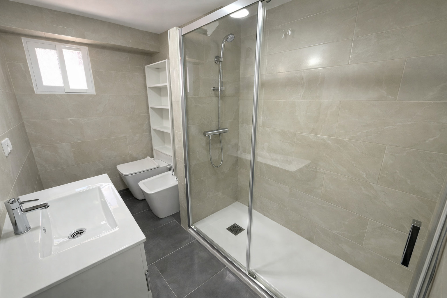 Imagen 3 Piso en venta en Torrent / Próxima al Campo de San Gregorio