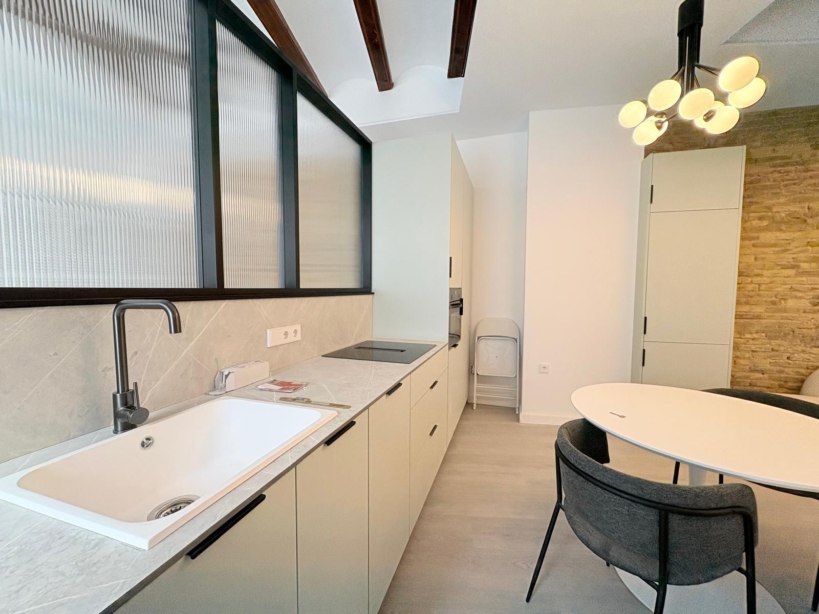 Imagen 3 Piso en venta en Valencia / Junto al Mercado de Ruzafa