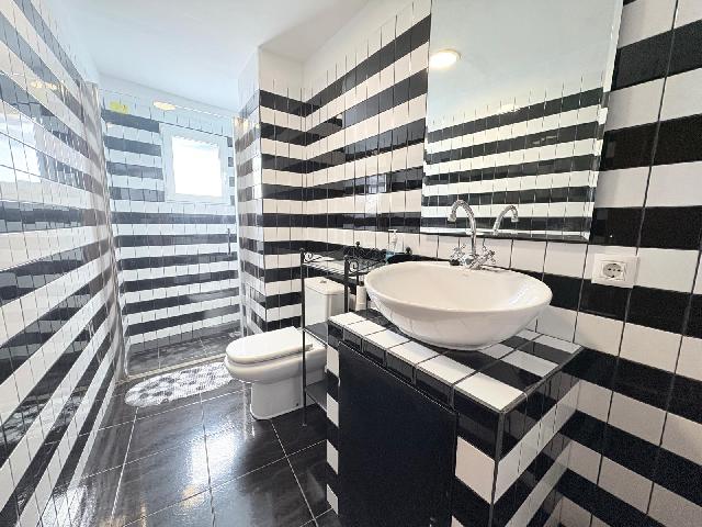 Imagen 2 Inmueble 301690 - Piso en venta en Valencia / Junto al Mercado de Ruzafa