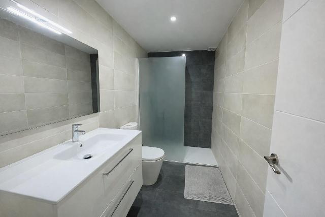 Imagen 3 Inmueble 301813 - Piso en venta en Valencia / Próxima al Hospital Casa de la Salud