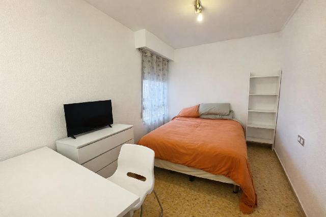 Imagen 13 Inmueble 301813 - Piso en venta en Valencia / Próxima al Hospital Casa de la Salud