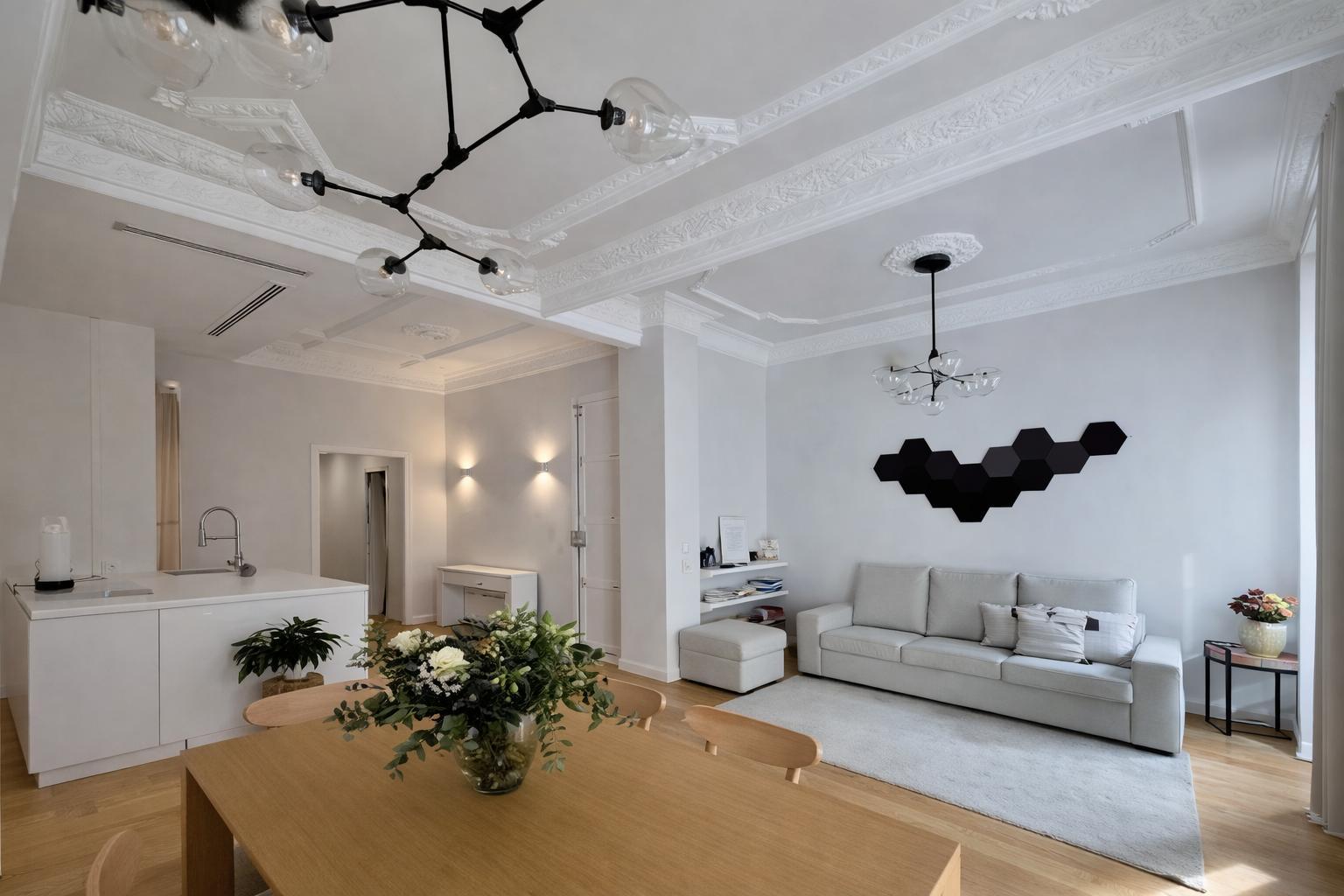 Imagen 2 Piso en venta en Valencia / Próxima a la Plaza de Cánovas del Castillo