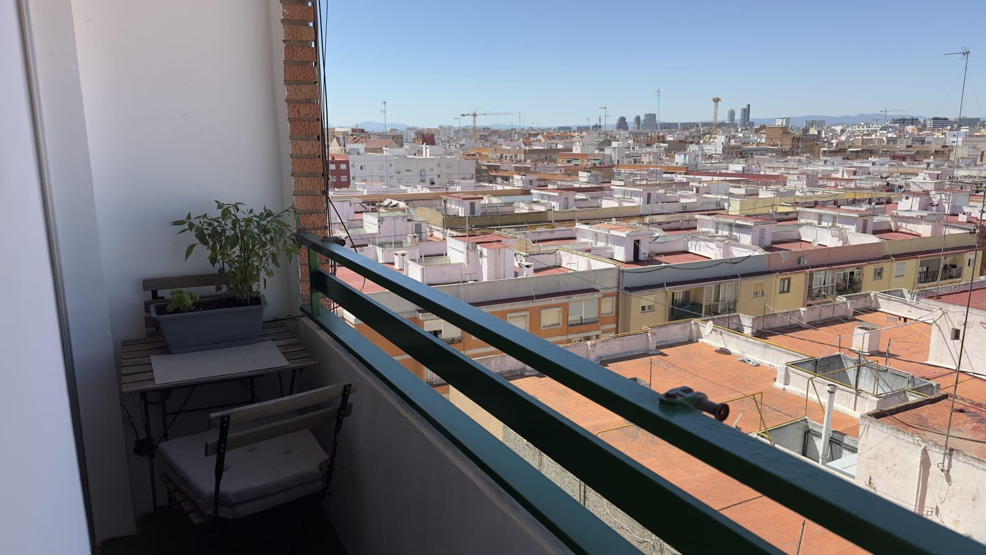 Imagen 1 Piso en venta en Valencia / Próxima al Estadio del Levante