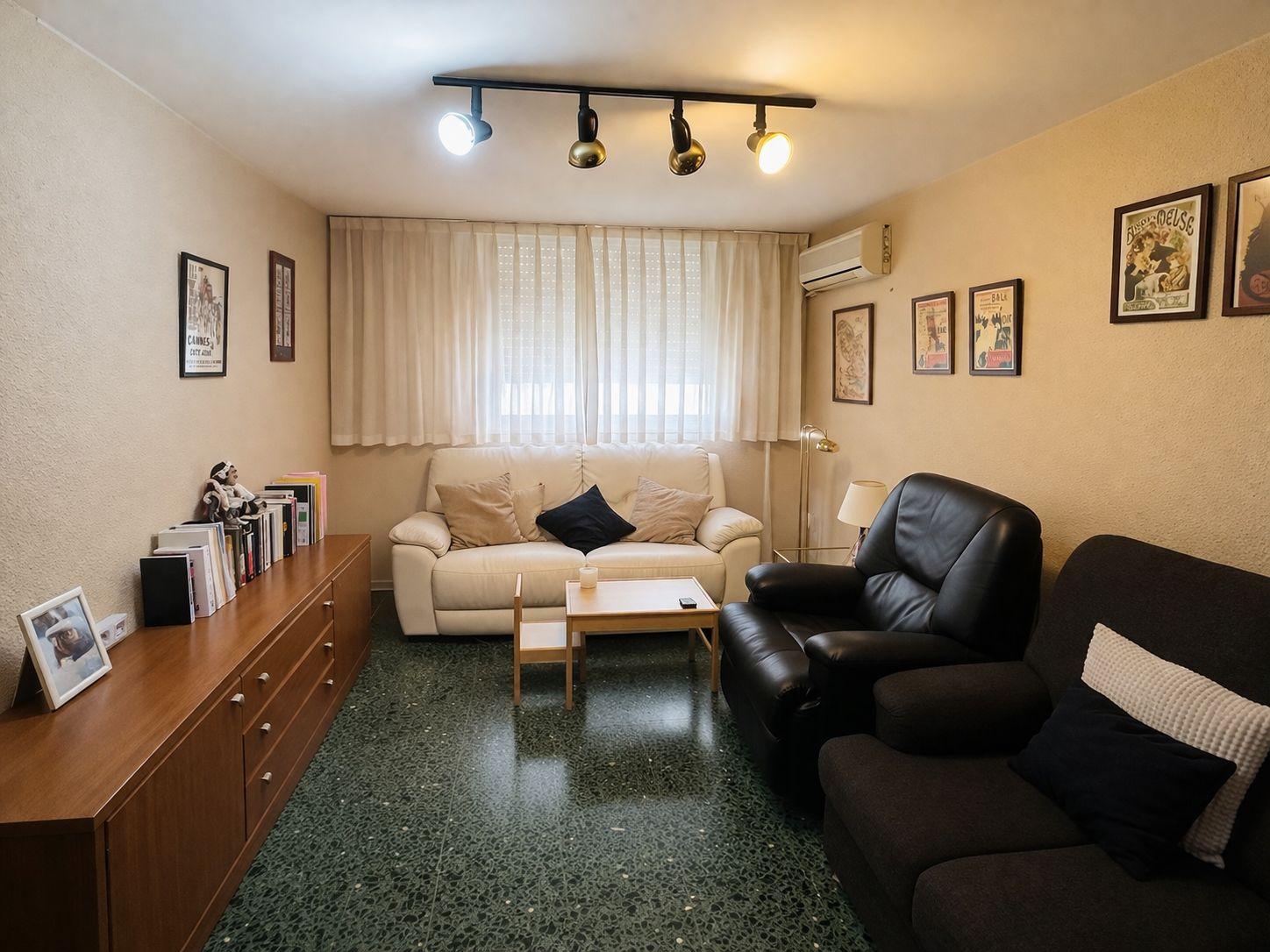 Imagen 21 Piso en venta en Valencia / Junto a las Torres de Quart