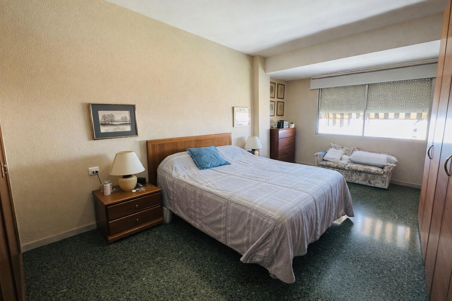 Imagen 5 Piso en venta en Valencia / Junto a las Torres de Quart