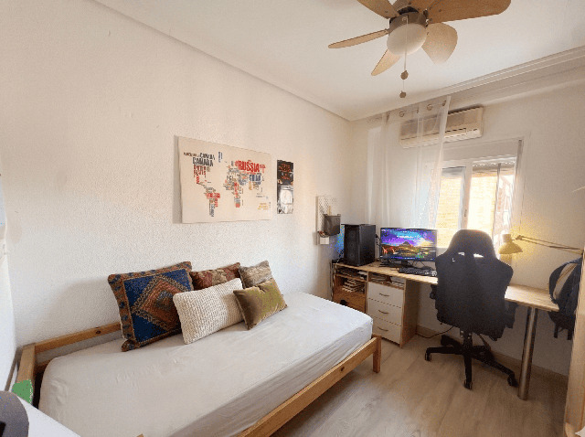 Imagen 8 Inmueble 302669 - Piso en venta en Valencia / Junto a los Jardines del Cauce y Nuevo Centro