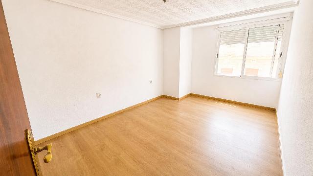 Imagen 3 Inmueble 302714 - Piso en venta en Valencia / Próxima a la UPV - Ciudad Politécnica de la Innovación 