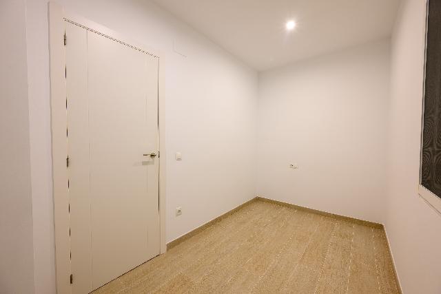 Imagen 18 Inmueble 302875 - Piso en venta en Valencia / Cercana al Mercado Central