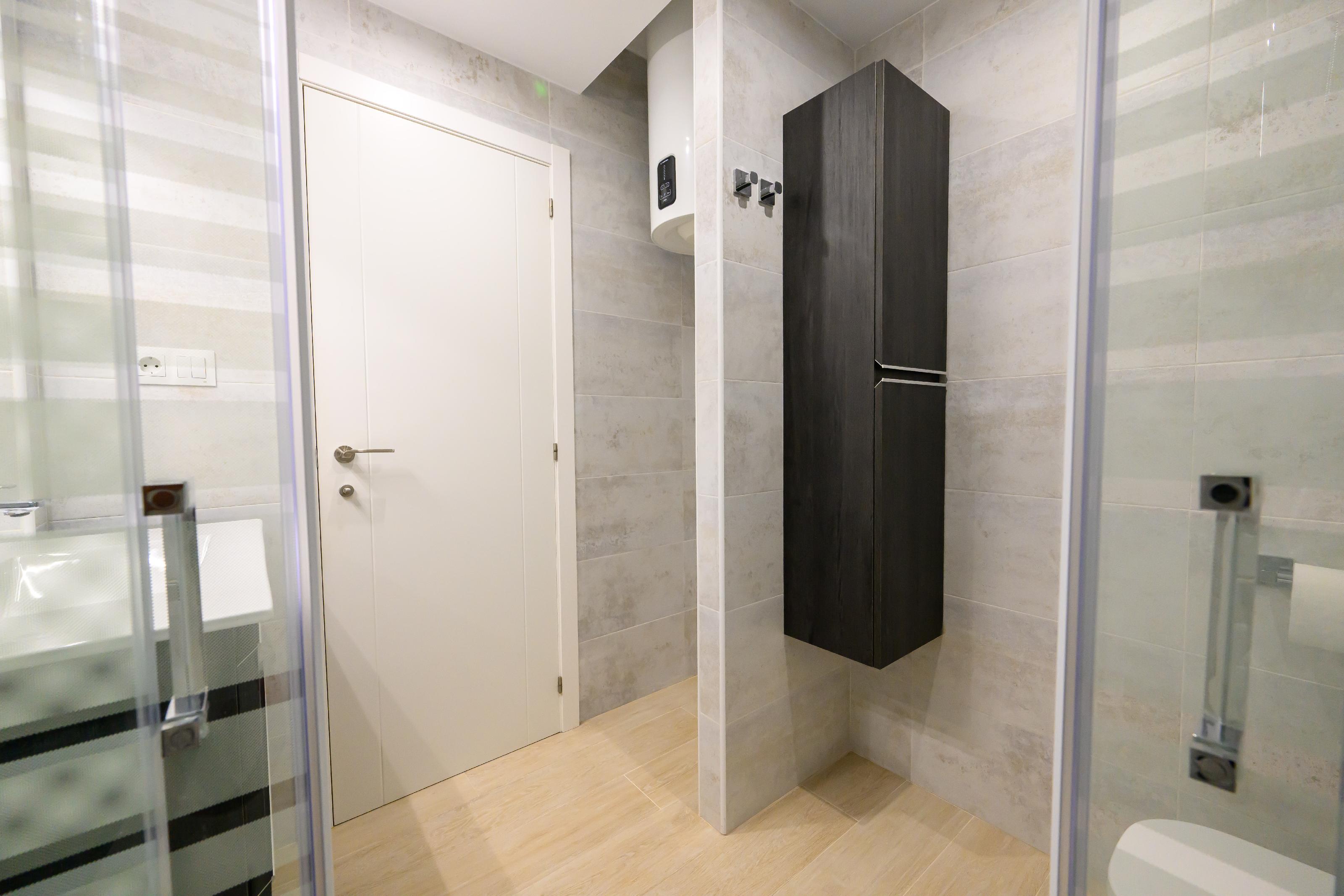 Imagen 4 Piso en venta en Valencia / Cercana al Mercado Central