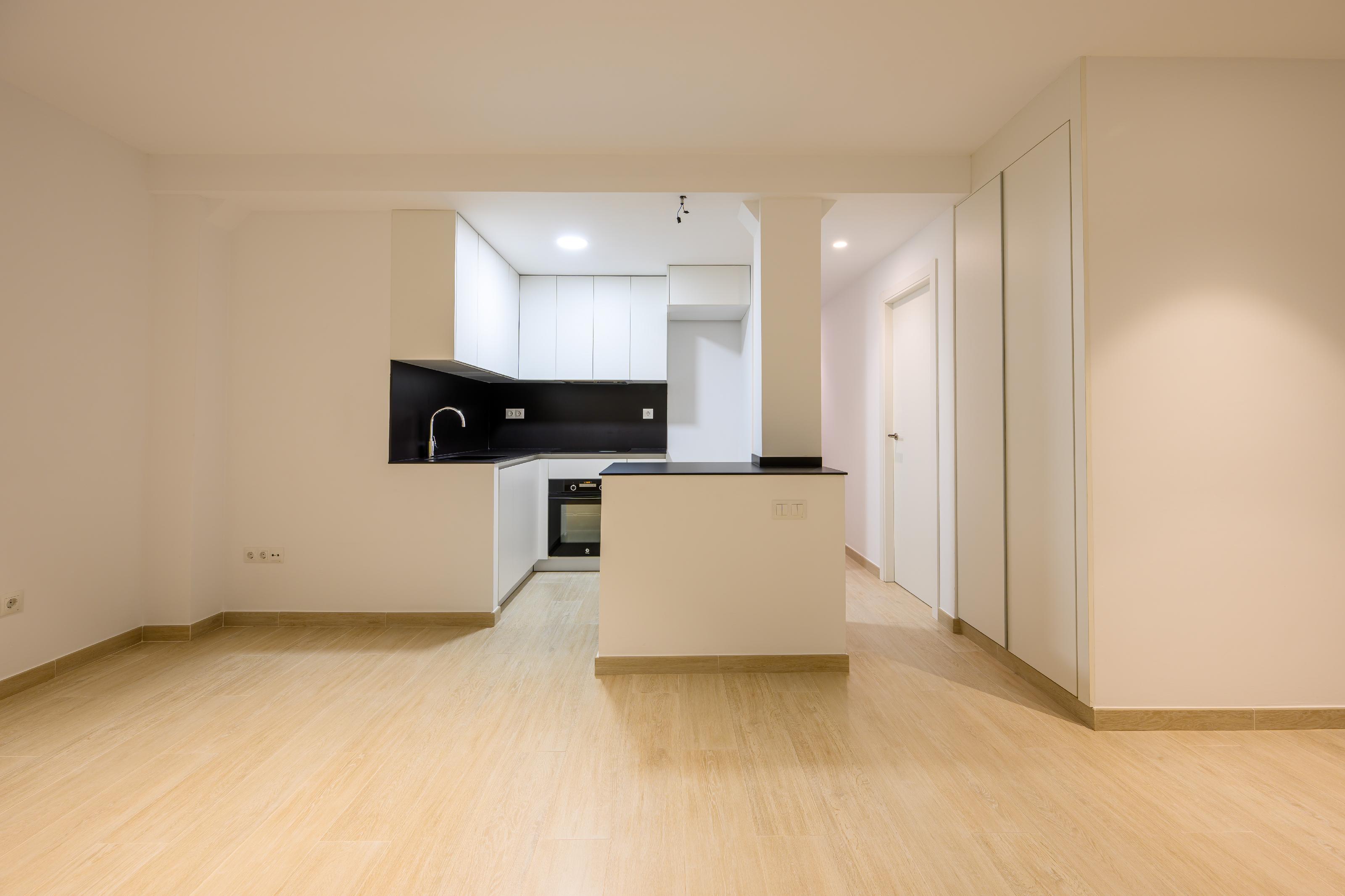 Imagen 10 Piso en venta en Valencia / Cercana al Mercado Central