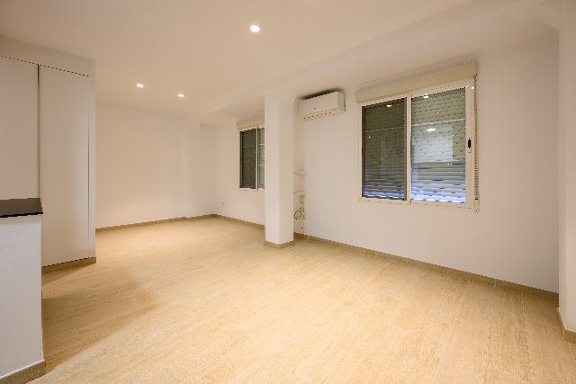 Imagen 7 Inmueble 302875 - Piso en venta en Valencia / Cercana al Mercado Central