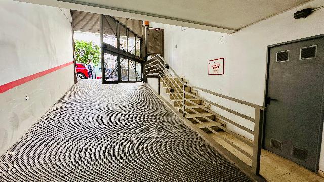 Imagen 12 Inmueble 302933 - Parking Coche en venta en Valencia / Calle Ruzafa muy cerca del Mercado