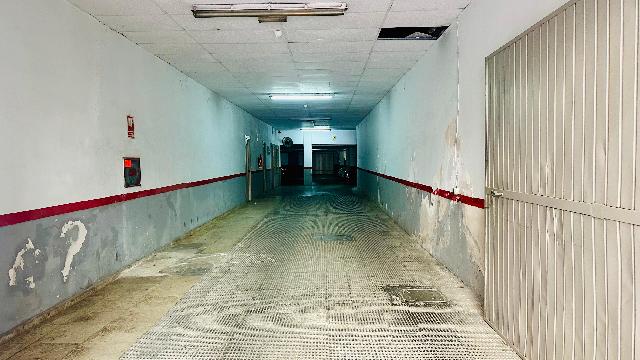 Imagen 13 Inmueble 302933 - Parking Coche en venta en Valencia / Calle Ruzafa muy cerca del Mercado