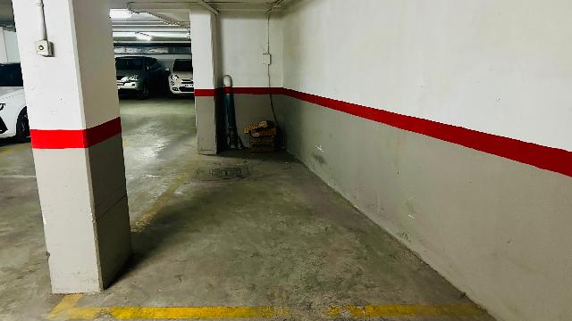 Imagen 3 Inmueble 302933 - Parking Coche en venta en Valencia / Calle Ruzafa muy cerca del Mercado