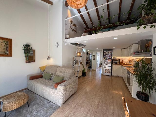 Imagen 1 Inmueble 303324 - Piso en venta en Valencia / En pleno centro del Barrio de Ruzafa