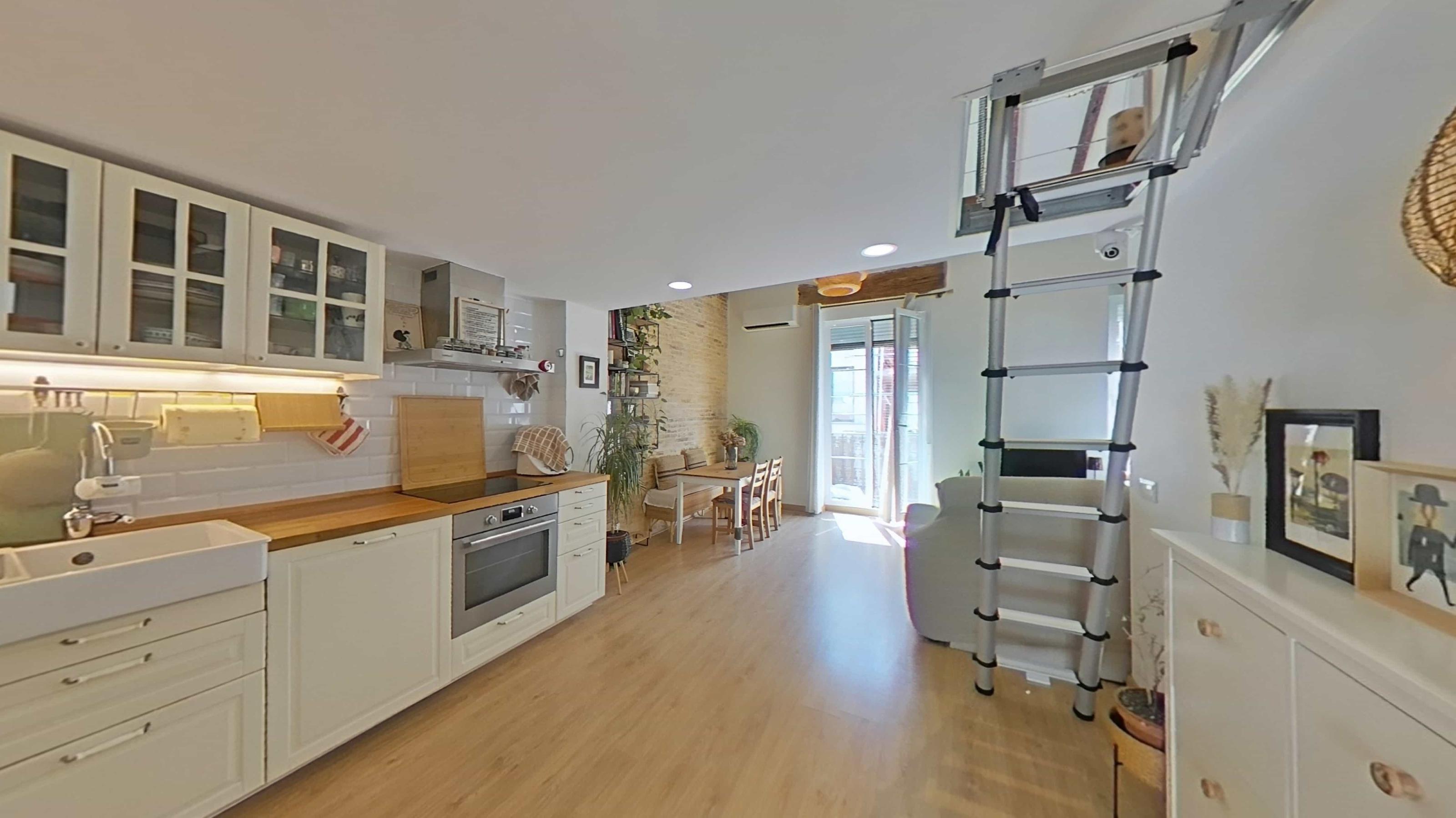 Imagen 4 Piso en venta en Valencia / En pleno centro del Barrio de Ruzafa