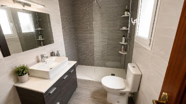 Imagen 2 Inmueble 303413 - Piso en venta en Valencia / Próxima a la Plaza de Don Bosco