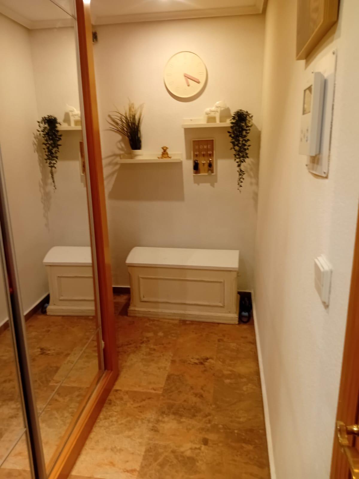 Imagen 7 Piso en venta en Valencia / Fontanares, próxima al metro de Patraix.