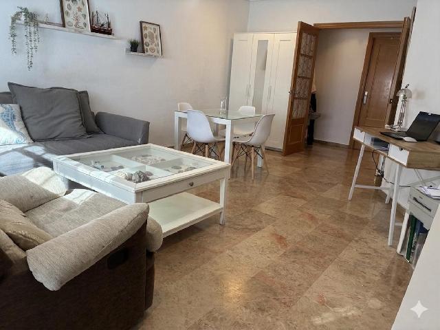 Imagen 2 Inmueble 303545 - Piso en venta en Valencia / Fontanares, próxima al metro de Patraix.