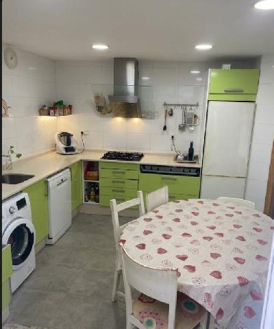 Imagen 3 Inmueble 303545 - Piso en venta en Valencia / Fontanares, próxima al metro de Patraix.