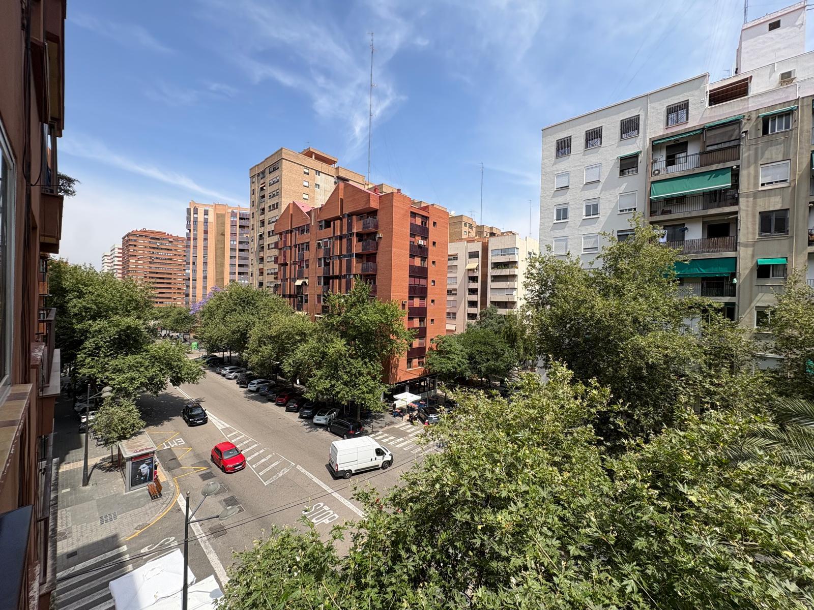 Imagen 16 Piso en venta en Valencia / Junto Avenida de Aragón