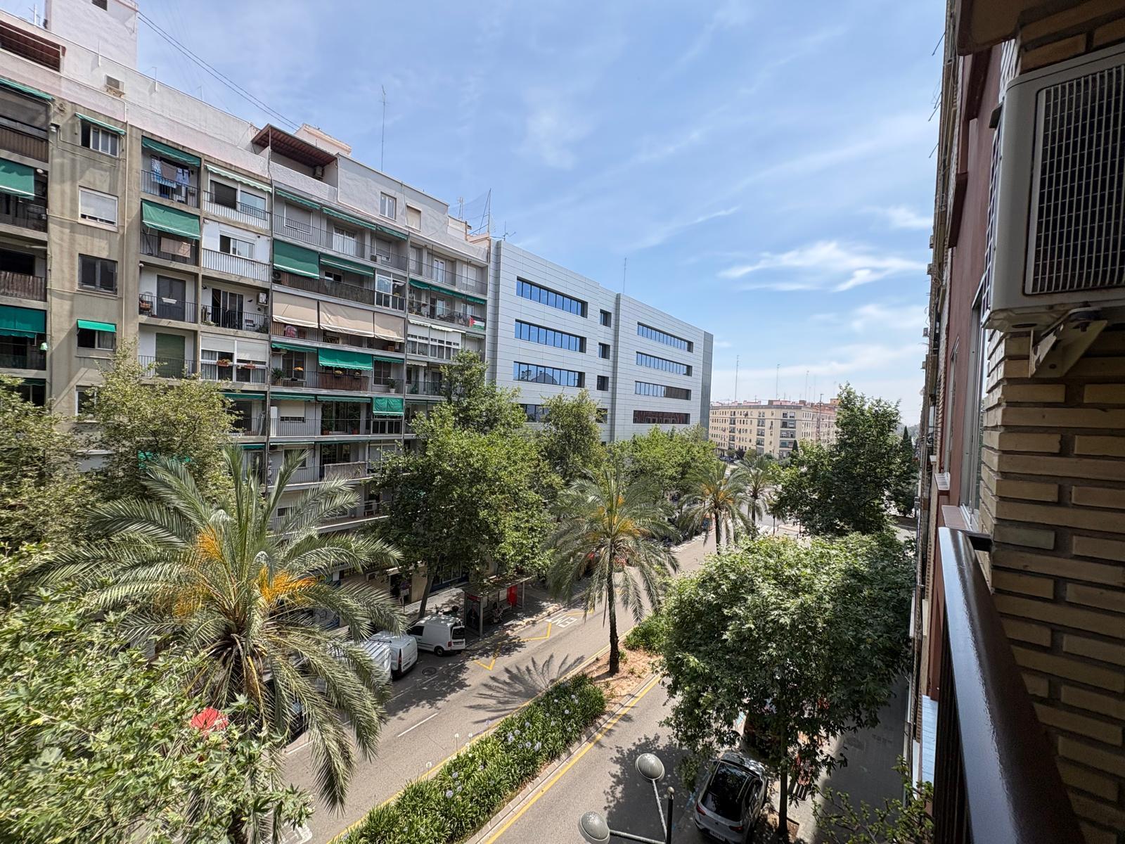 Imagen 17 Piso en venta en Valencia / Junto Avenida de Aragón