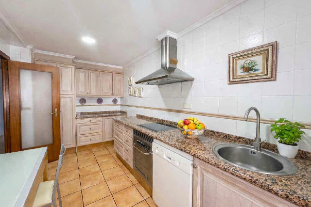Imagen 1 Inmueble 303567 - Piso en venta en Valencia / Junto Avenida de Aragón