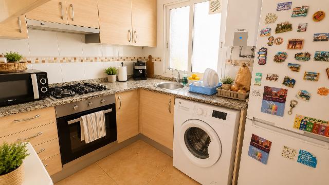 Imagen 4 Inmueble 303606 - Piso en venta en Valencia / Próxima a la parada de metro Marítim