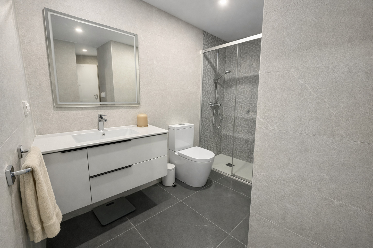 Imagen 5 Piso en venta en Valencia / Junto Blasco Ibáñez