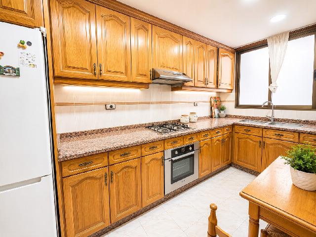 Imagen 1 Inmueble 303679 - Piso en venta en Valencia / Próxima a Ruzafa