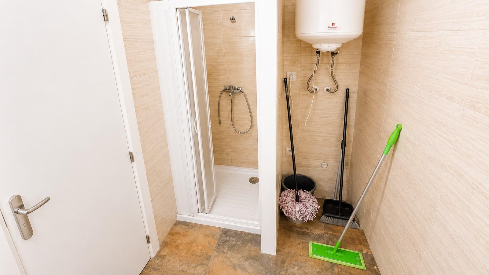 Imagen 12 Piso en venta en Valencia / Próxima al Centro Comercial Aqua