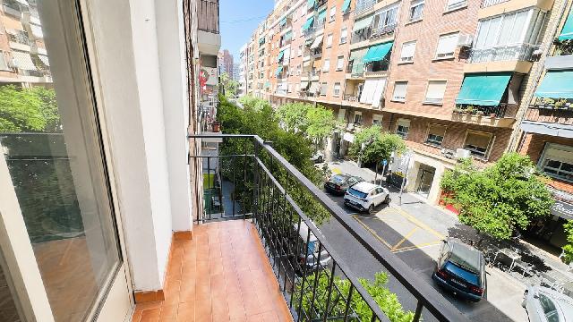 Imagen 3 Inmueble 303729 - Piso en venta en Valencia / Próxima al Centro Comercial Aqua