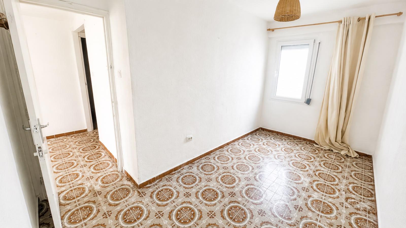 Imagen 8 Piso en venta en Valencia / Próxima al Centro Comercial Aqua
