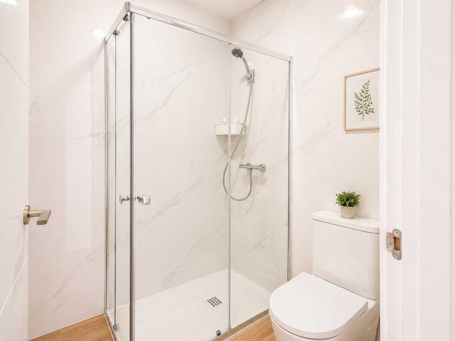 Imagen 8 Piso en venta en Valencia / Próxima al Hospital La Salud