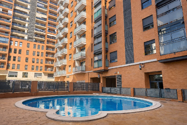 Imagen 4 Inmueble 303971 - Piso en venta en Valencia / Junto Ciudad de las Ciencias y Roig Arena