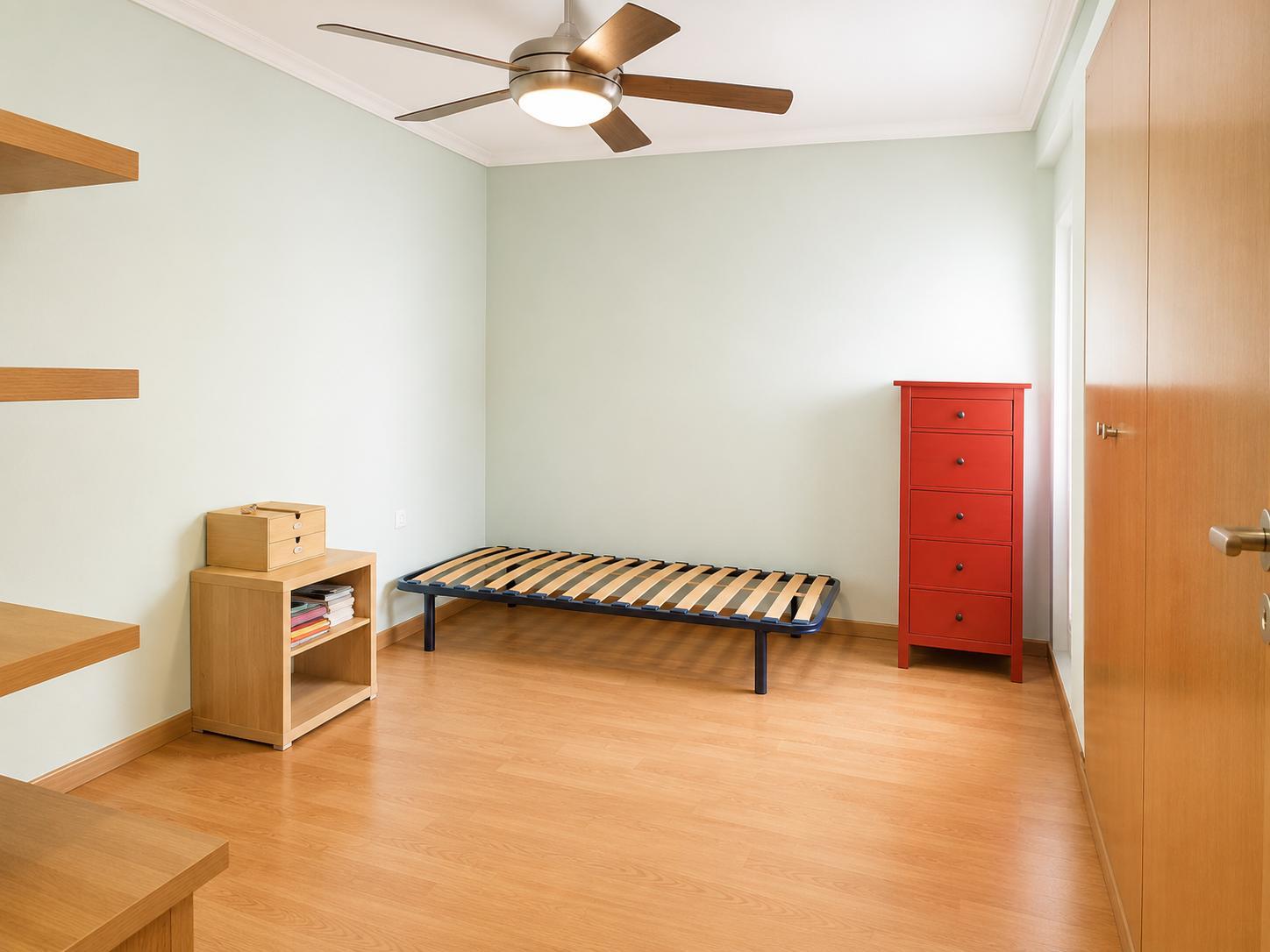 Imagen 4 Piso en venta en Valencia / Próxima a la parada de metro Patraix
