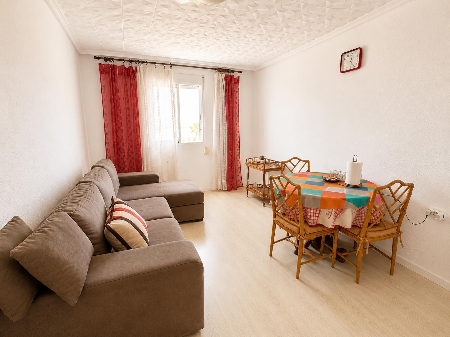 Imagen 1 Piso en venta en Valencia / Póxima al Monasterio de San Miguel