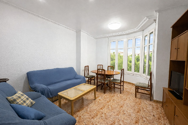 Imagen 8 Inmueble 304141 - Piso en venta en Valencia / Próxima a Plaza España