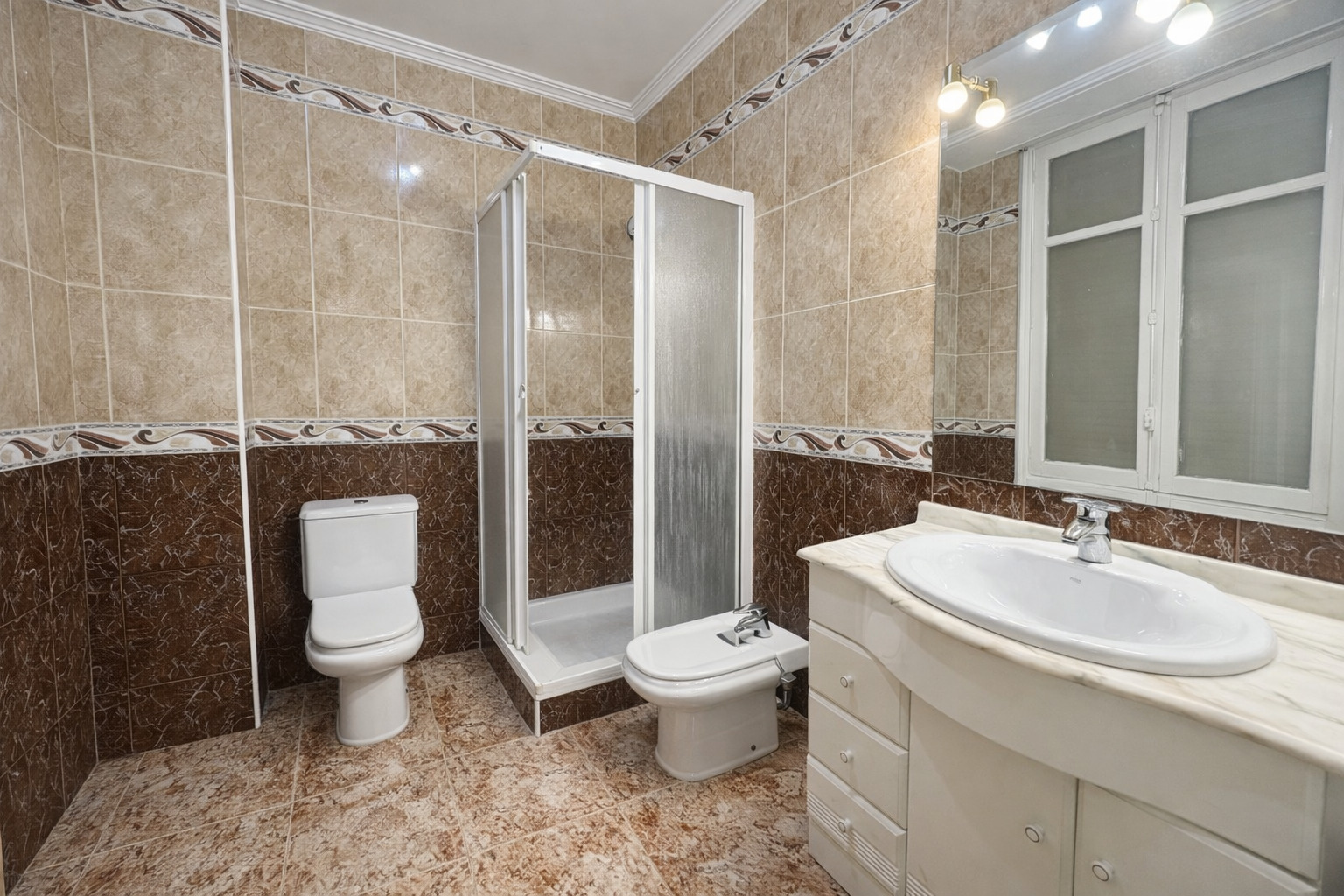 Imagen 3 Piso en venta en Valencia / Próxima a Plaza España