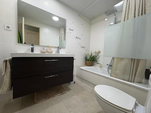 Imagen 3 Inmueble 304288 - Piso en venta en Valencia / Junto Avenida de Aragón y Blasco Ibáñez