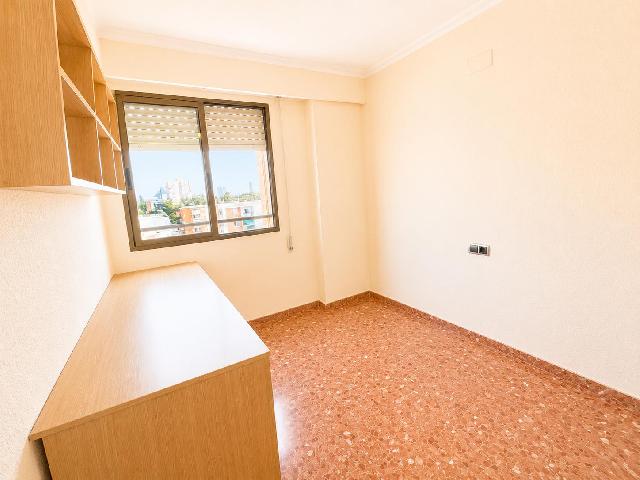 Imagen 13 Inmueble 304299 - Piso en venta en Valencia / Próxima al Hospital General