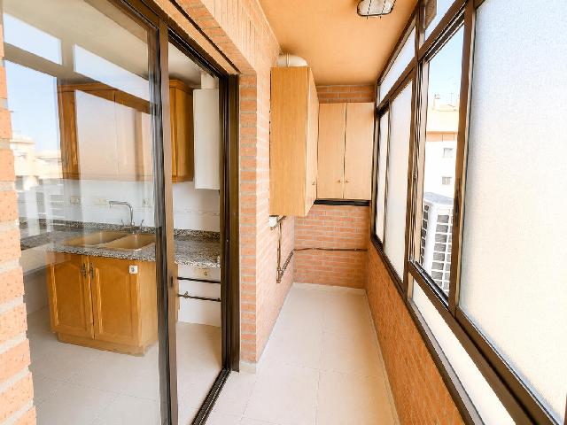 Imagen 7 Inmueble 304299 - Piso en venta en Valencia / Próxima al Hospital General