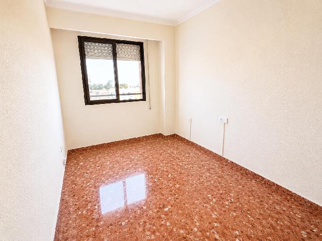 Imagen 16 Inmueble 304299 - Piso en venta en Valencia / Próxima al Hospital General