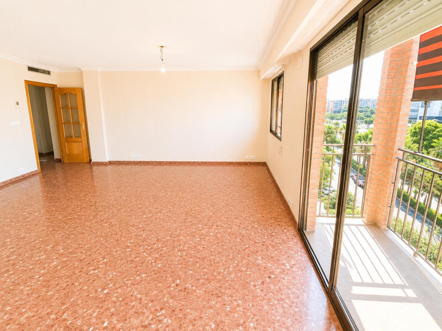Imagen 9 Piso en venta en Valencia / Próxima al Hospital General