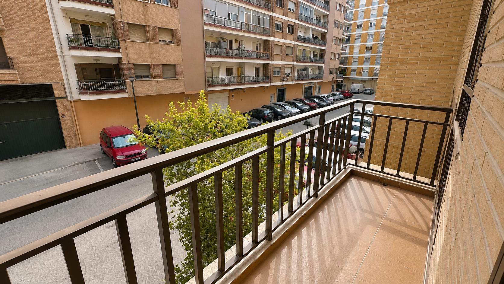 Imagen 24 Piso en venta en Valencia / Frente a los Jardines de Viveros