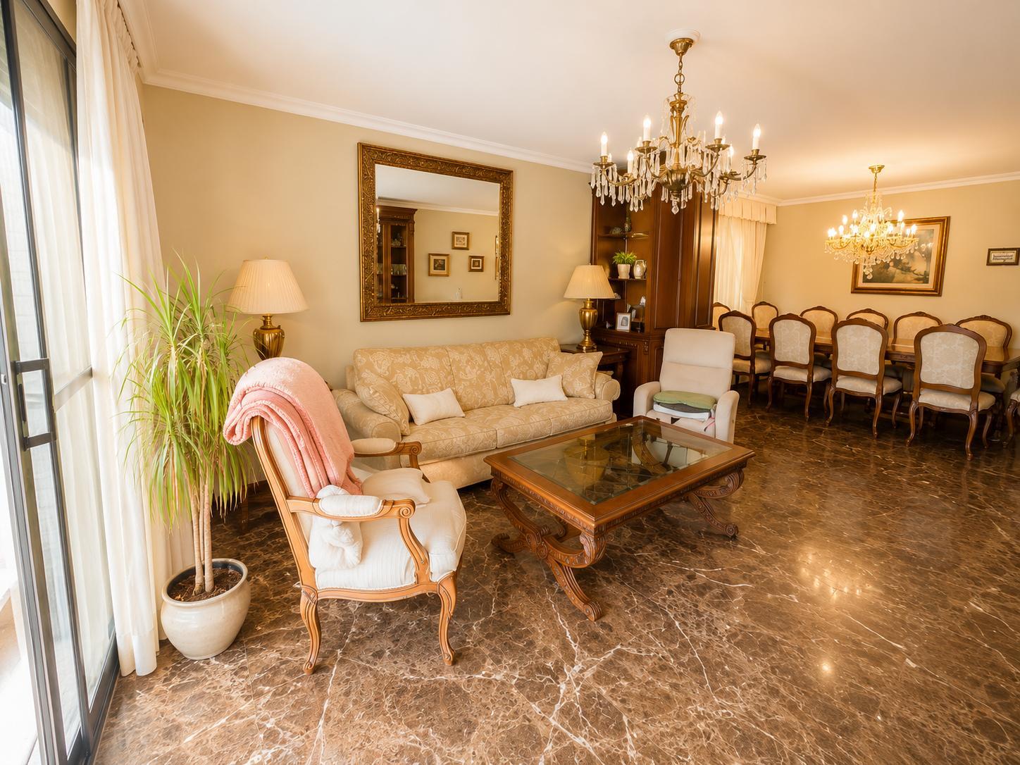Imagen 7 Piso en venta en Valencia / Frente a los Jardines de Viveros