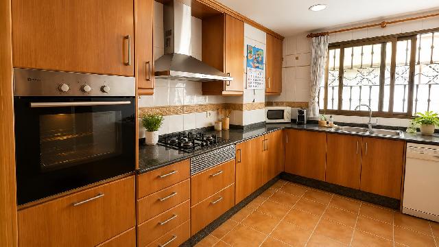 Imagen 3 Inmueble 304304 - Piso en venta en Valencia / Frente a los Jardines de Viveros