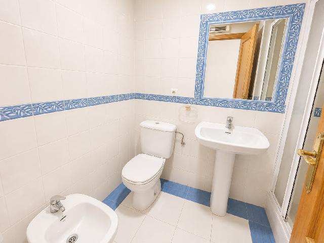 Imagen 5 Inmueble 304319 - Piso en venta en Valencia / Frente al Hospital Doctor Peset