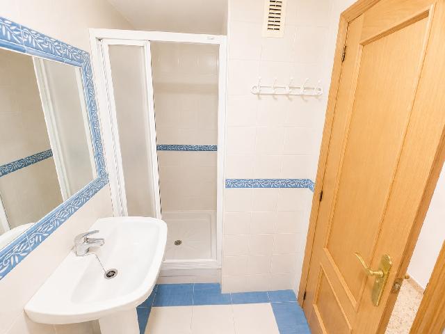 Imagen 6 Inmueble 304319 - Piso en venta en Valencia / Frente al Hospital Doctor Peset